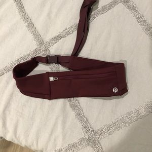 Lululemon fast and free run belt